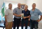 #SINSACATE - el Intendente Carlos Ciprián recibió a veteranos de Malvinas y al autor del libro “Diario de Malvinas”