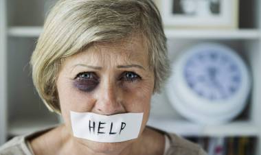 COLONIA CAROYA: JORNADA DE REFLEXIÓN CONTRA EL MALTRATO EN LA VEJEZ