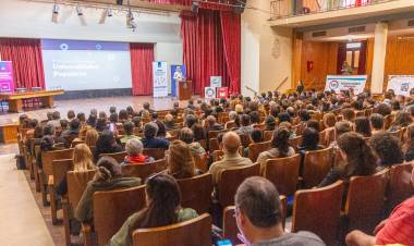 #ColoniaCaroya : La Universidad Popular presentó su iniciativa innovadora en el 8° Encuentro de Universidades Populares