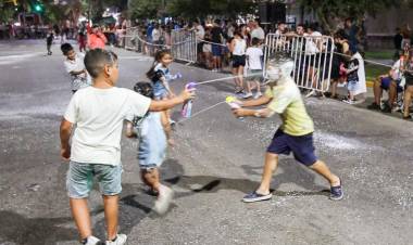 #COLONIACAROYA : El beneficio para las escuelas que organizaron los Corsos