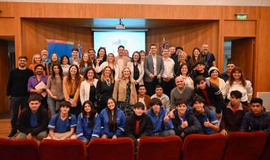 #PROVINCIAL : La Unicameral provincial fue sede del conversatorio “Ciencia en Diálogo Córdoba”