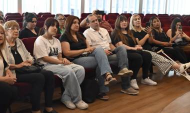 #PROVINICIAL - Se realizó en la Legislatura un conversatorio sobre la hermandad entre Argentina y Paraguay