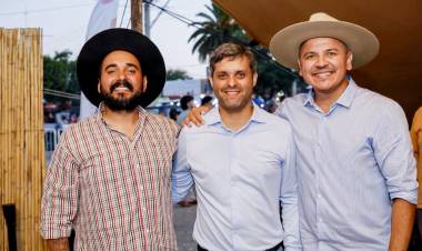 #FESTIVAL - ¡Explotó la Peñita de la Muni con Lázaro Caballero y Christian Herrera!