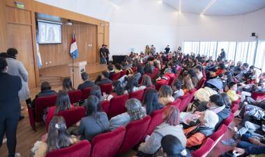#PROVINCIALES : La Legislatura fue sede del primer encuentro de la Escuela de Liderazgo Político LGBT
