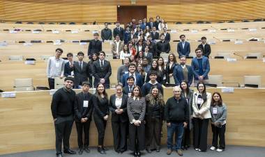 #PROVINCIALES: Estudiantes de Derecho debatieron sobre regulación algorítmica y protección digital de niñas, niños y adolescentes