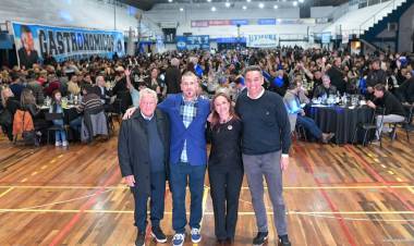 #PROVINCIALES: Prunotto participó de la cena por el Día del Trabajador del Turismo, la Hotelería y la Gastronomía
