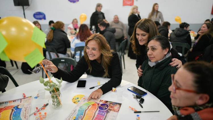 #PROVINCIALES: Prunotto encabezó en Malvinas Argentinas un encuentro para potenciar el liderazgo y el emprendedurismo femenino