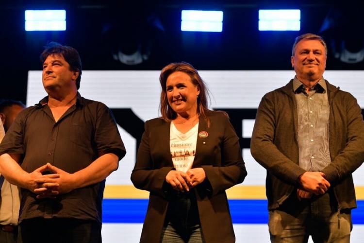 #Provinciales: Prunotto en Miramar de Ansenuza: “El turismo identifica a Córdoba y señala su proyección”