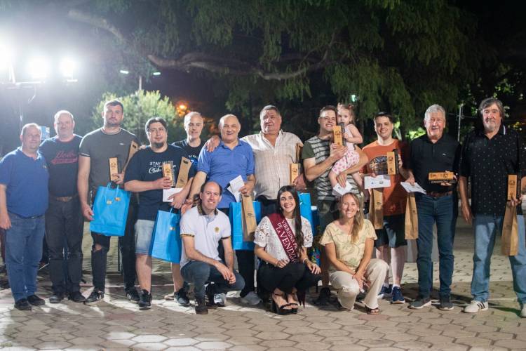 #ColoniaCaroya: La Mora ya tiene nuevos campeones en Colonia Caroya