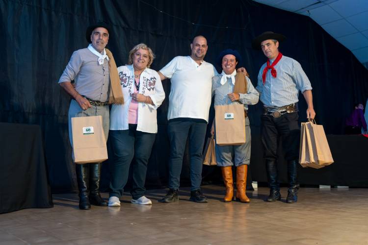 #FESTIVAL - El Festival de Doma y Folklore reconoció a los protagonistas del campo de la jineteada