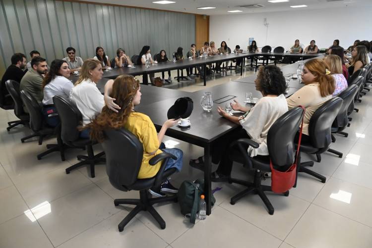 #LEGISLATURA : La Legislatura expresó su beneplácito por la inauguración de la Biblioteca de Malvinas Argentinas