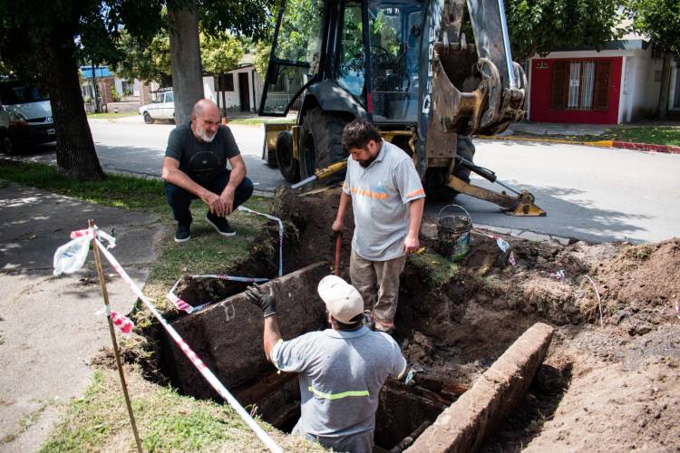 #COLONIACAROYA: Colonia Caroya avanza con un plan integral para optimizar el sistema de riego