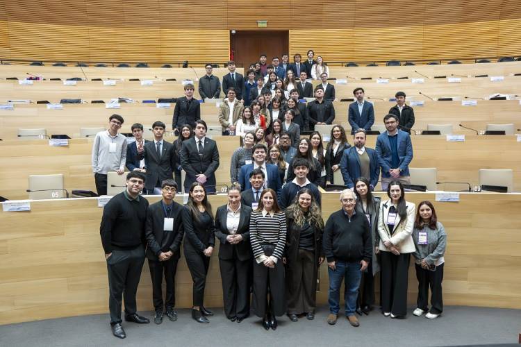 #PROVINCIALES: Estudiantes de Derecho debatieron sobre regulación algorítmica y protección digital de niñas, niños y adolescentes