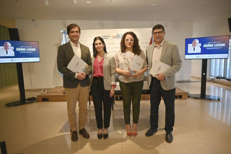 #PROVINCIALES: Reconocieron a personalidades destacadas por lograr avances en la salud y fomentar la inclusión de personas con discapacidad